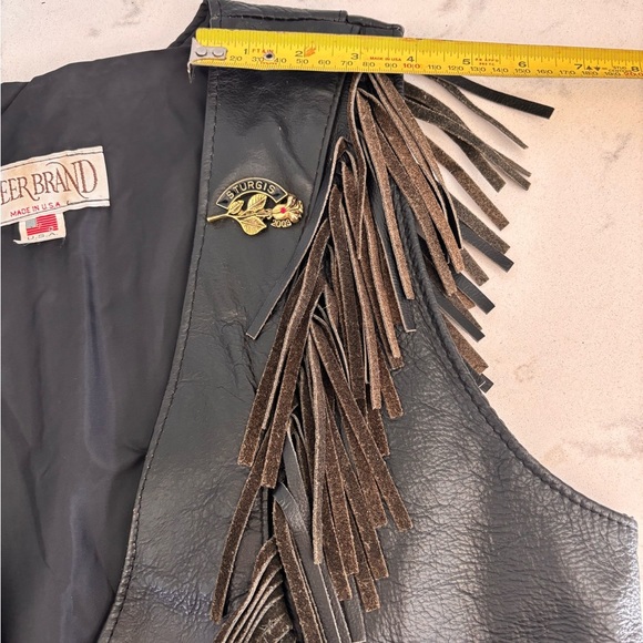 Steer Brand Black Leather Vest with Fringe and 2003 Sturgis Motorcycle Rally Pin - Picture 2 of 7